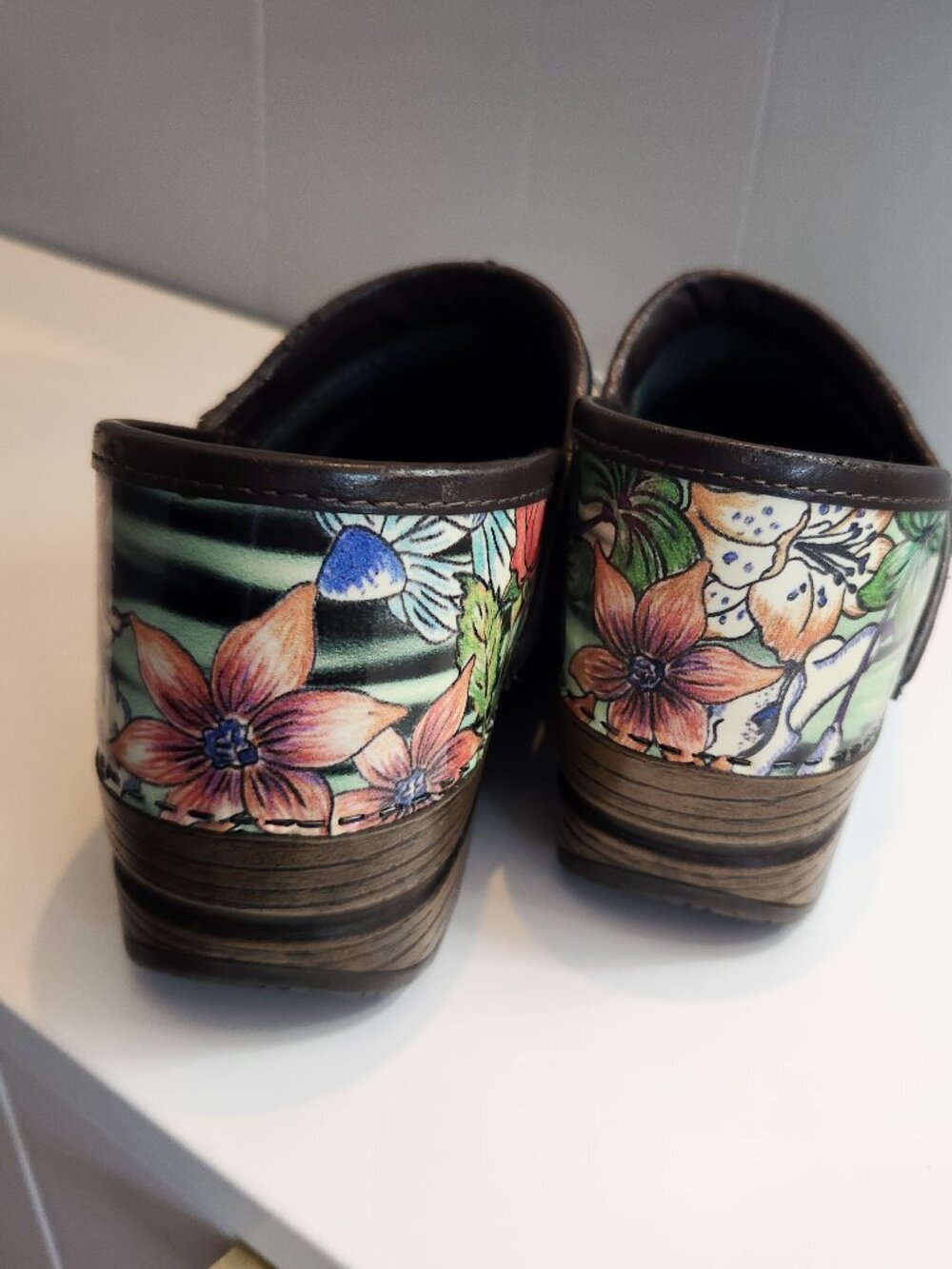 Dansko floral roses slipon clogs - Picture 4 of 11